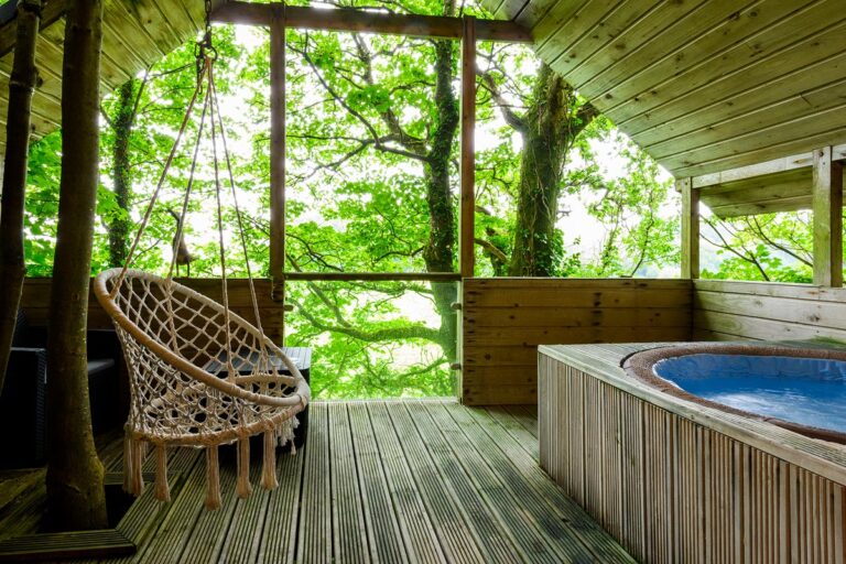 Special Offers 3 TH2 deck with tub and swing